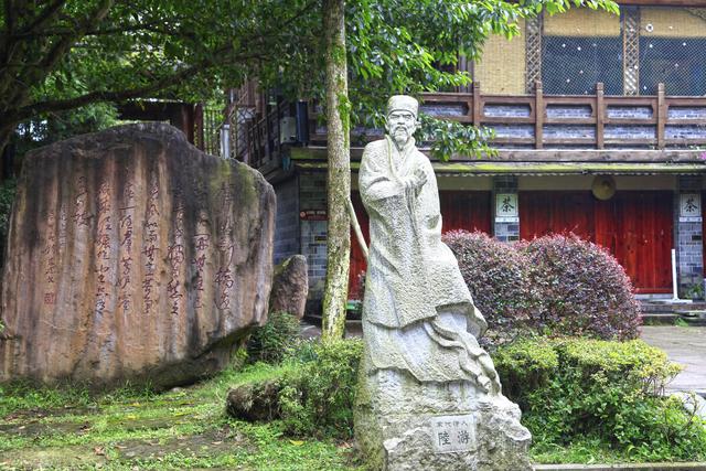 今日处暑，欣赏八首与处暑有关的古代诗词，感受最后一抹夏日气息